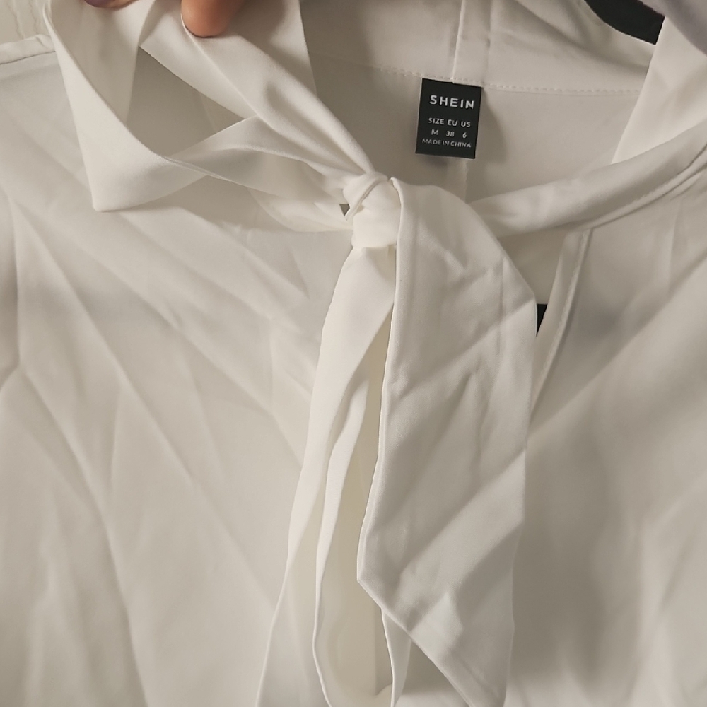 NWOT SHEIN White Bow Tie Blouse - Picture 3 of 6